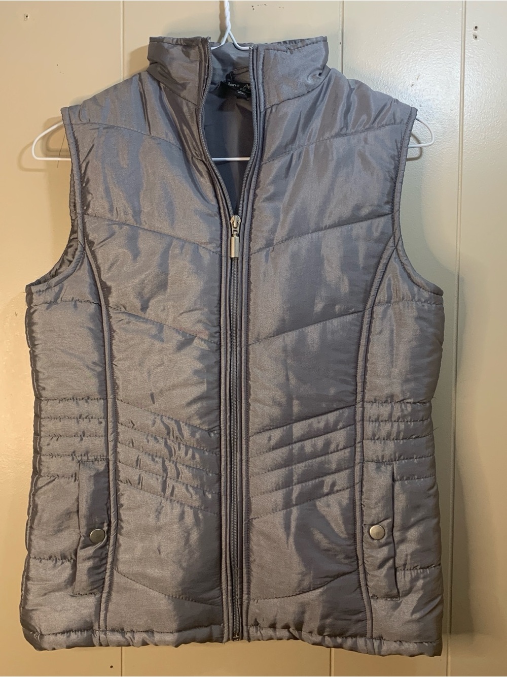 Jane Ashley Women's Silver Quilted Puffer Vest - PM
